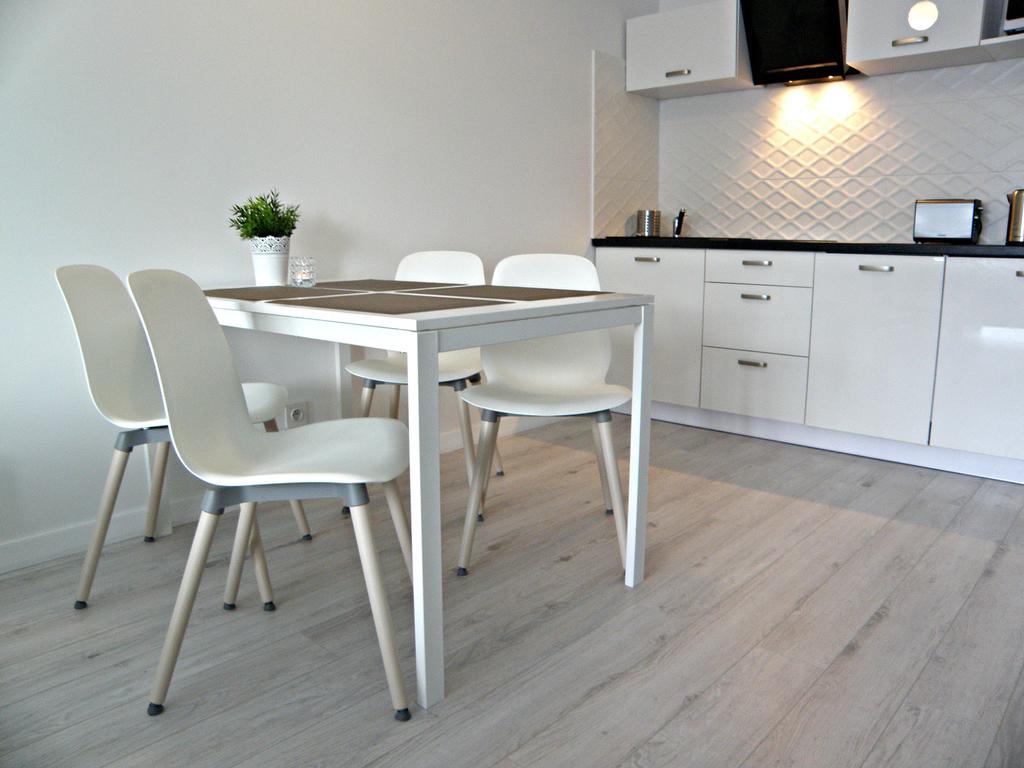 Apartament Sweet Home Pogorzelica Екстериор снимка